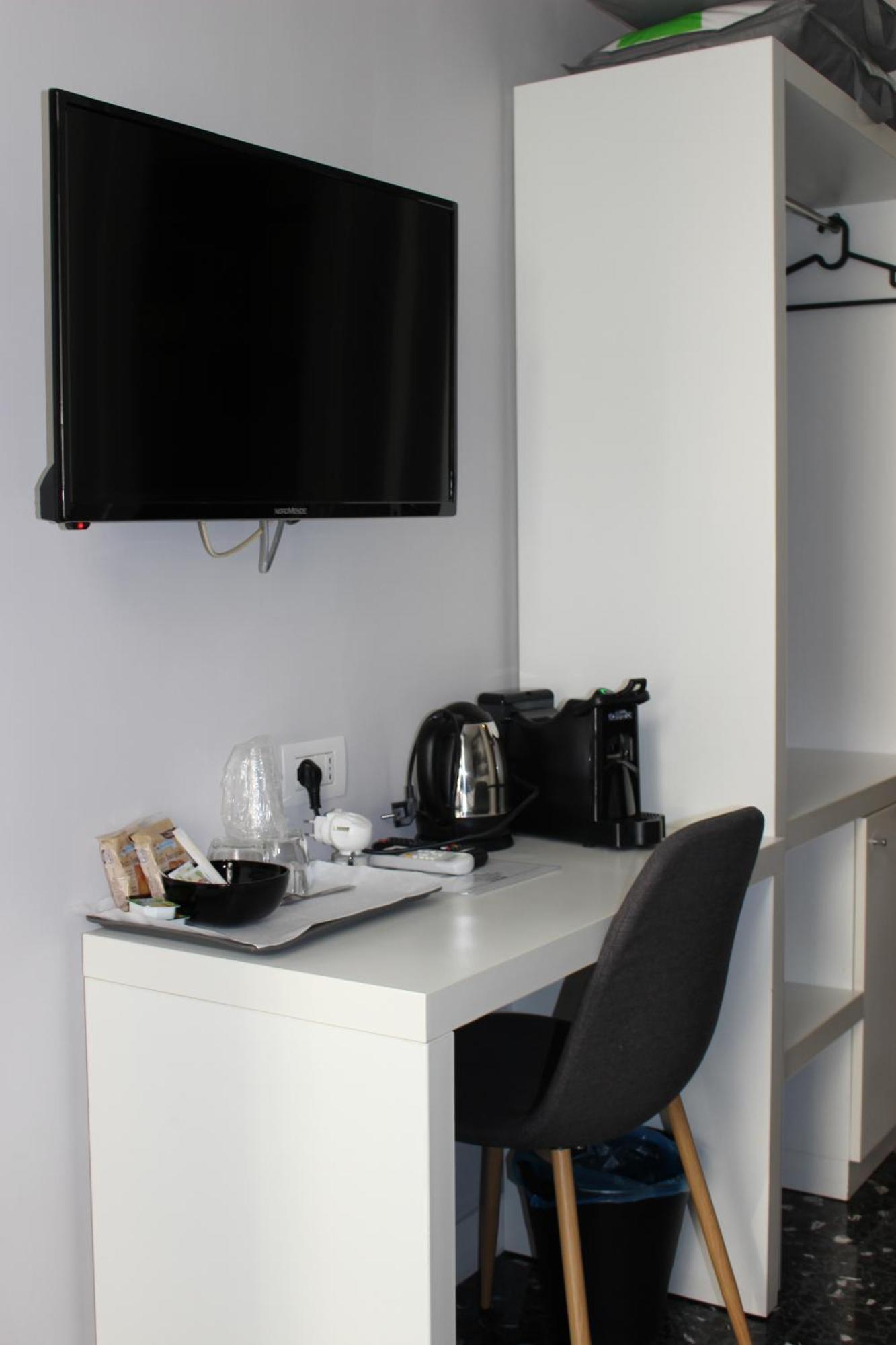Beverello Guest house